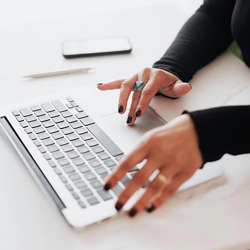 Les Super-Créatifs : votre agence SEO à Arles pour booster votre visibilité en ligne